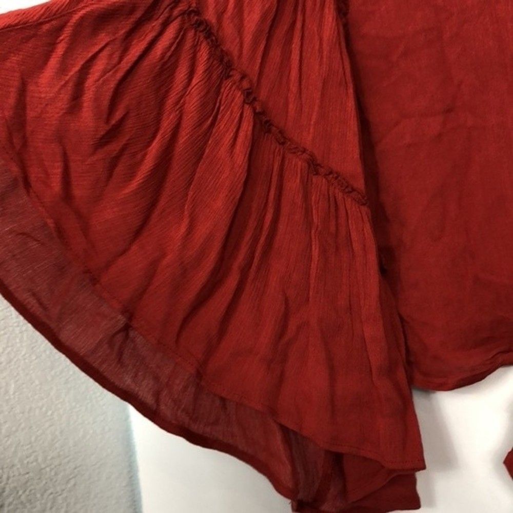 Dotsy's Boutique Crop Bell Sleeve Red  Tie HemTop Excellent Used Condition Small - Picture 3 of 6